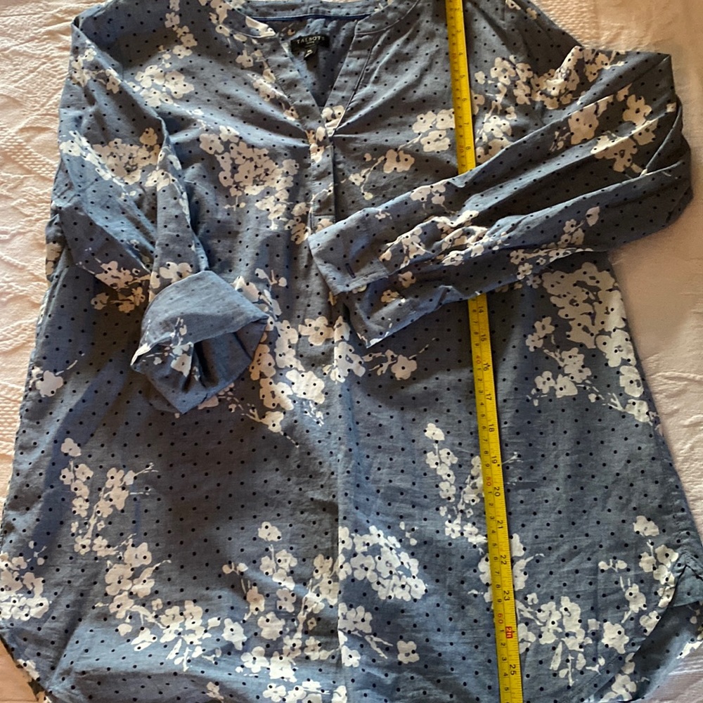 Talbots Peasant Tunic In Floral Pattern Size Mp - image 1